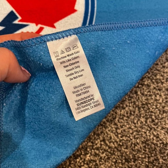 Staples/MLB bud light Toronto blue jays microfiber cloth - Picture 4 of 6